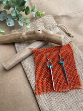 Load image into Gallery viewer, Tine Hoops &amp; Hooks
